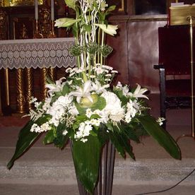 Flores Gares decoración de flores para iglesias 12